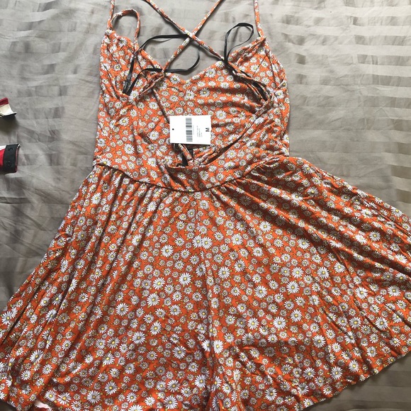 Sunflower Romper - Picture 2 of 3